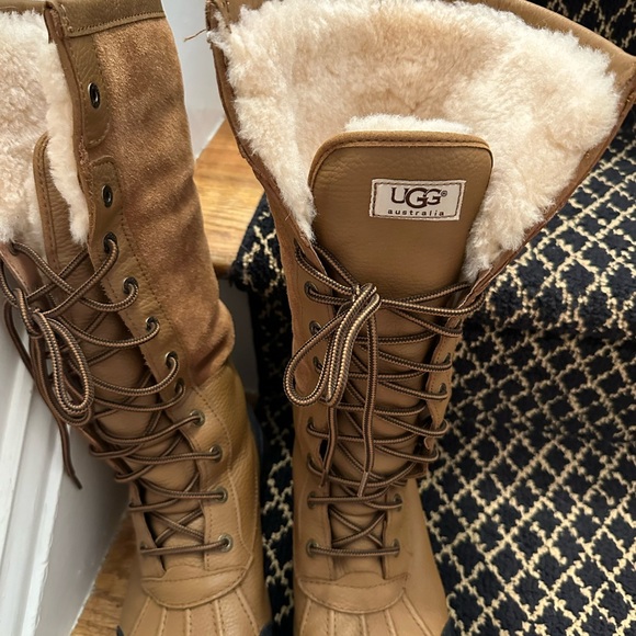 UGGS ADIRONDACK TALL CHESTNUT SUEDE LACE UP BOOT - Picture 4 of 7